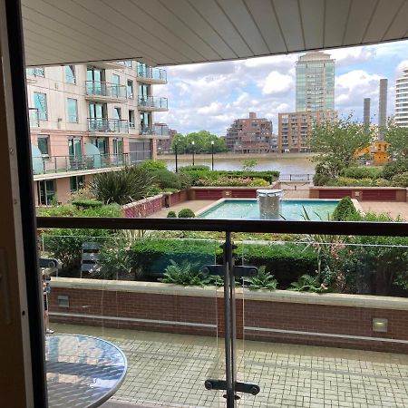 St George Wharf Apartment Лондон Экстерьер фото